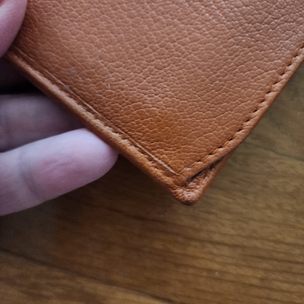 Gucci Tan Leather Women's Wallet - Picture 5 of 13